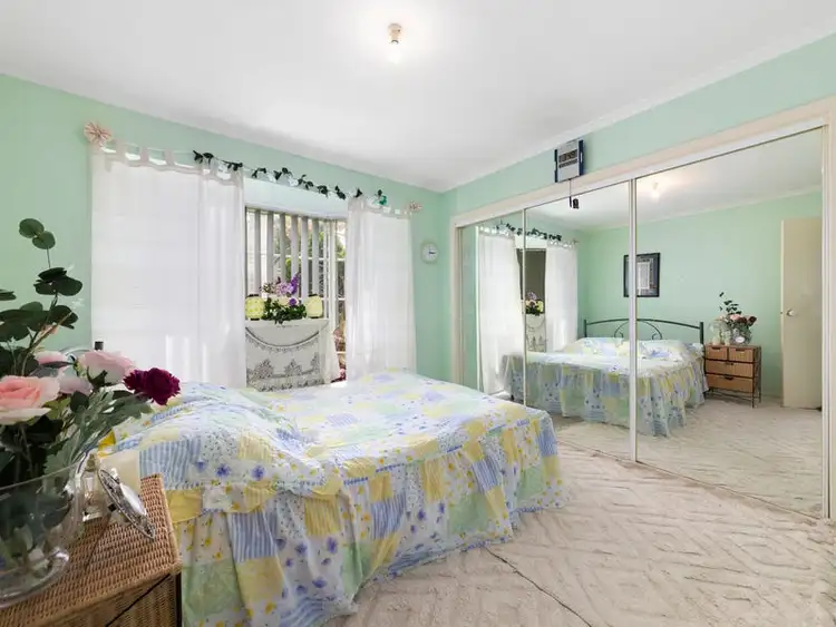 Fifth view of Homely unit listing, 1/106 Conrad Street, St Albans VIC 3021