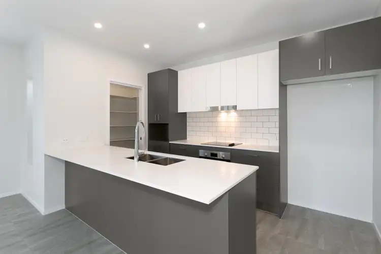 Fourth view of Homely unit listing, 10/68 Turner St, Scarborough QLD 4020