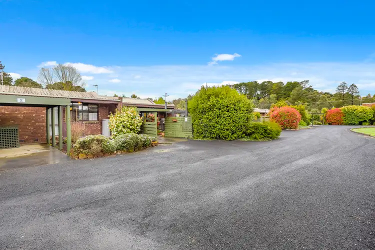 Fifth view of Homely unit listing, 2/2 Pyke Street, Woodend VIC 3442