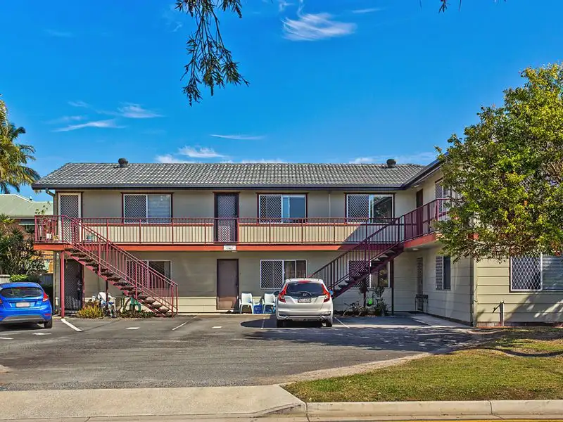 Main view of Homely unit listing, 1/10 Phillip Street, Labrador QLD 4215