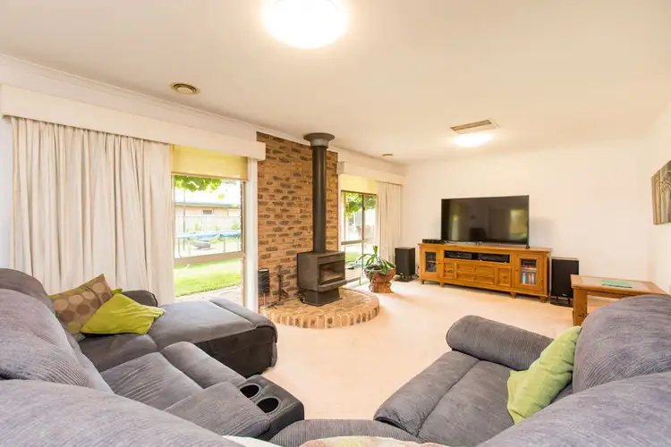 Sixth view of Homely house listing, 7 Hillcrest Close, Mildura VIC 3500