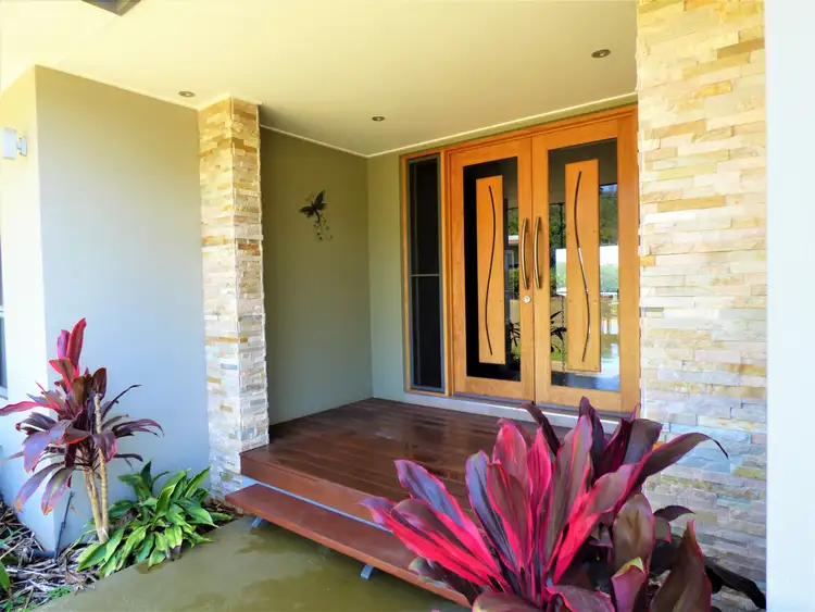 7-8 Larfield Close, Atherton QLD 4883