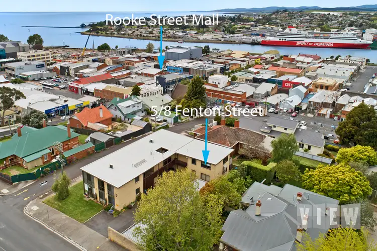 5/8 Fenton Street