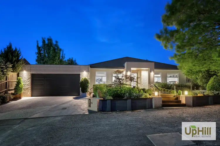 43 Hillgrove Crescent, Berwick VIC 3806