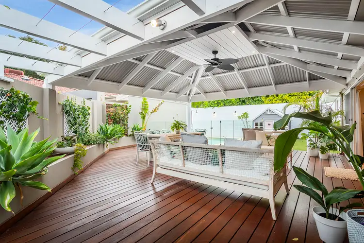 2A Norma Road, Alfred Cove WA 6154