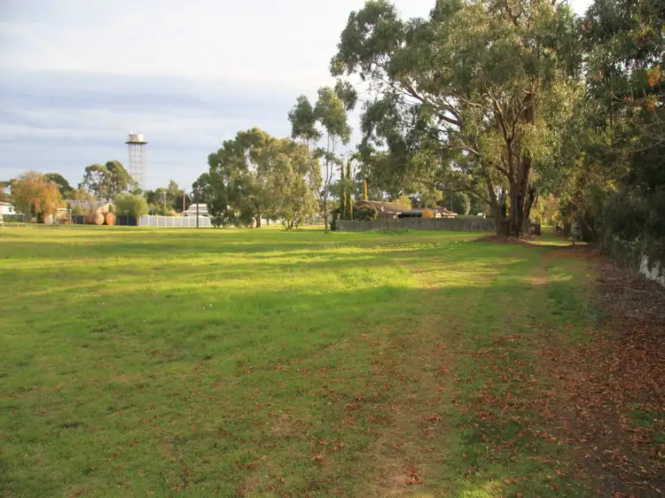 2 Gambier Street, Tarpeena SA 5277