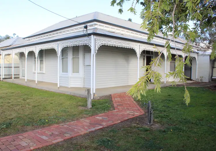105 Macpherson Street, Nhill VIC 3418