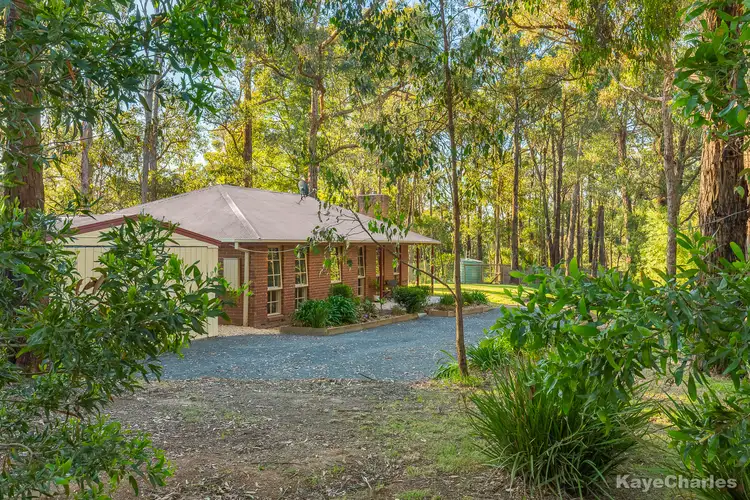 17 Bilocla Avenue, Cockatoo VIC 3781