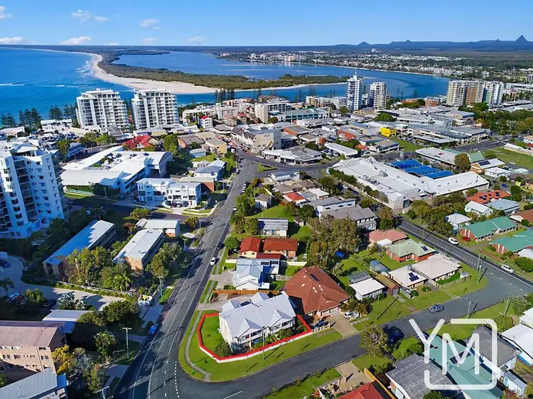 Main view of Homely townhouse listing, 2/2 Orama Avenue, Caloundra QLD 4551