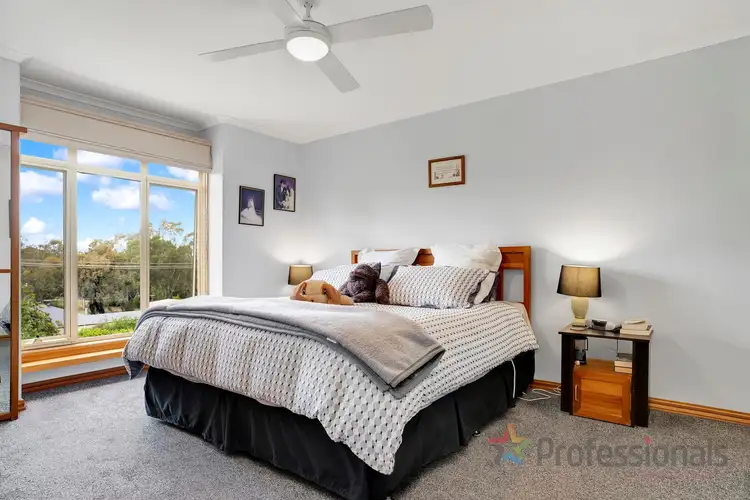 Sixth view of Homely house listing, 9 Mcgregor Court, Bacchus Marsh VIC 3340