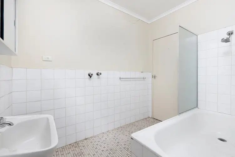 Fifth view of Homely apartment listing, 9/98 George Street, Fitzroy VIC 3065