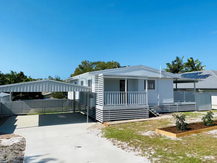 13 MANOOKA DRIVE, Rainbow Beach QLD 4581
