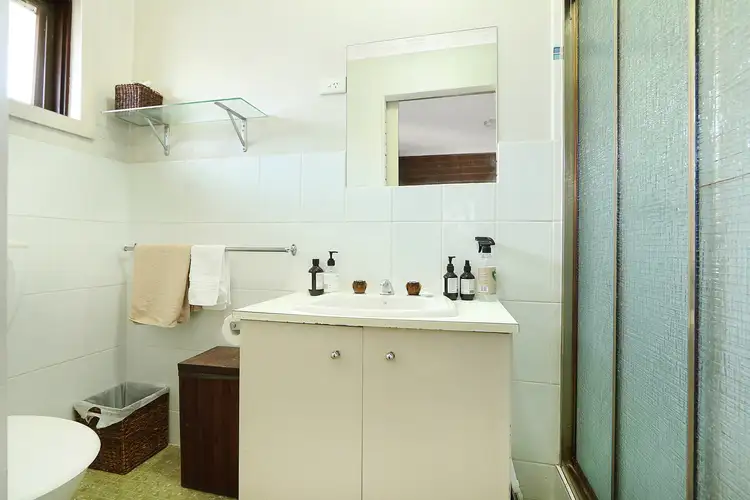 Sixth view of Homely unit listing, 2/142 Alexandra Street, East Albury NSW 2640
