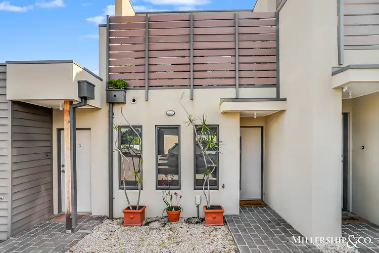 4/58 Elder Street, Watsonia VIC 3087