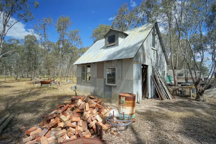 25 Fawcett Drive, Clunes VIC 3370
