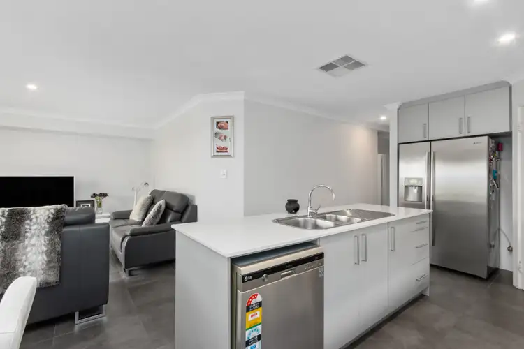 Sixth view of Homely house listing, 7 Bloomsbury Way, Harrisdale WA 6112