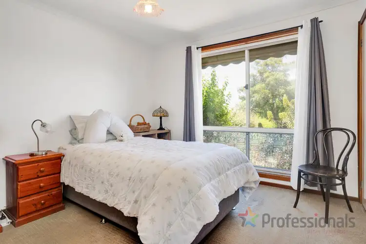 Sixth view of Homely house listing, 5 Costello Close, Bacchus Marsh VIC 3340