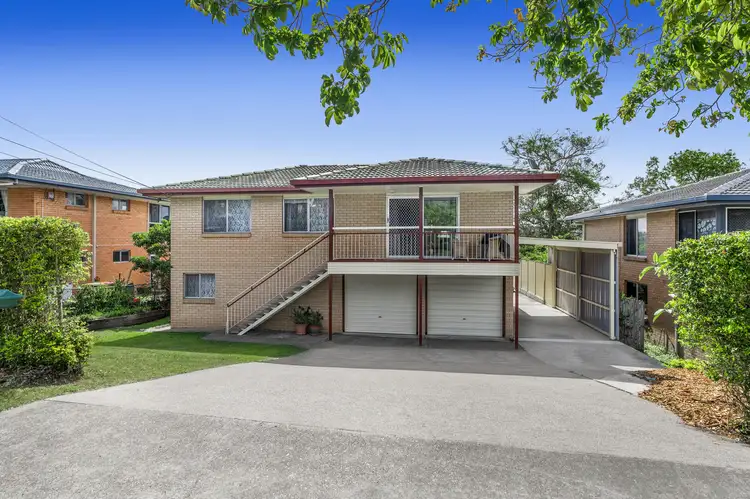 12 Nemarra Street, Wynnum West QLD 4178