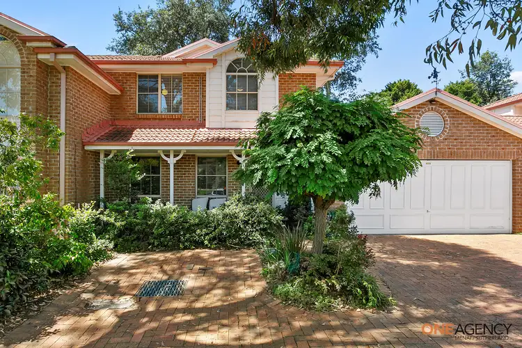 4/11 Amberwood Place, Menai NSW 2234
