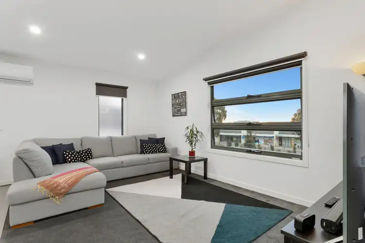 Third view of Homely house listing, 2/5 Gearon Avenue, Rowville VIC 3178