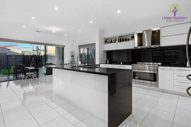 Fourth view of Homely house listing, 11 Applegate Crescent, Tarneit VIC 3029