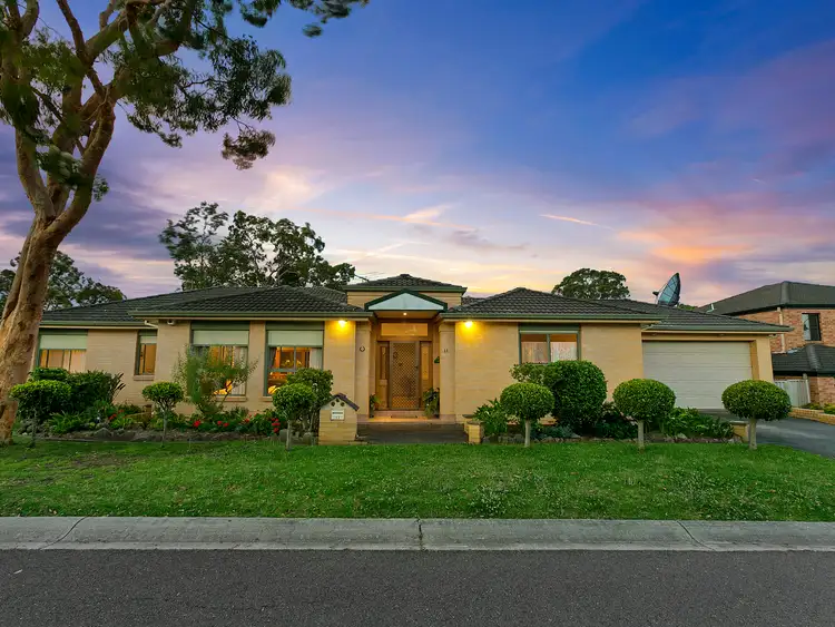 11 Berry Grove, Menai NSW 2234