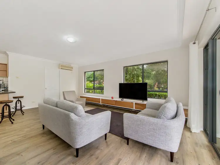 Third view of Homely unit listing, 4/25 Chester Terrace, Southport QLD 4215