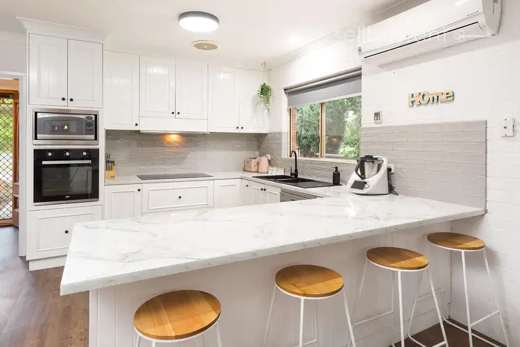Fifth view of Homely house listing, 1 HELSINGOR AVENUE, Wodonga VIC 3690