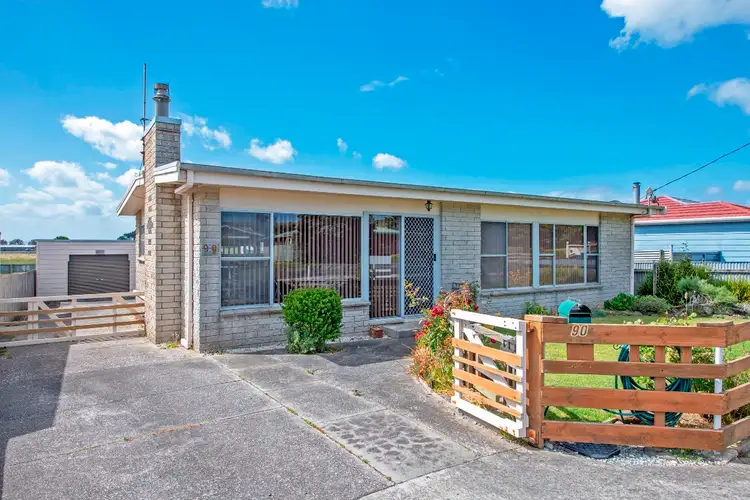 90 Main Road, Stanley TAS 7331