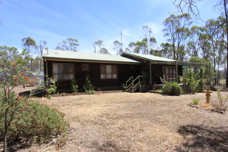 9 Doolan Crescent, Heathcote VIC 3523
