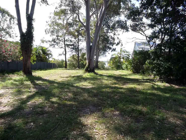 57 CANAIPA POINT DRIVE, Russell Island QLD 4184