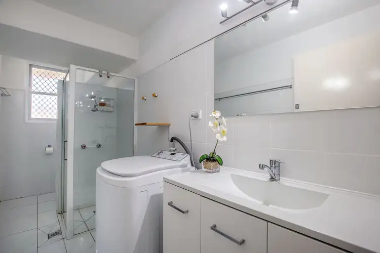Fifth view of Homely unit listing, 3/45 WATSON ESPLANADE, Surfers Paradise QLD 4217