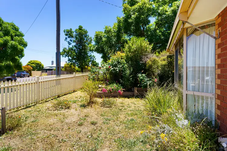 Sixth view of Homely house listing, 1/90 Farnsworth Street, Castlemaine VIC 3450