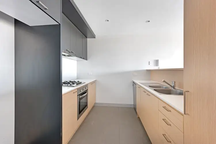 Third view of Homely apartment listing, 305/175 kangaroo Road, Hughesdale VIC 3166