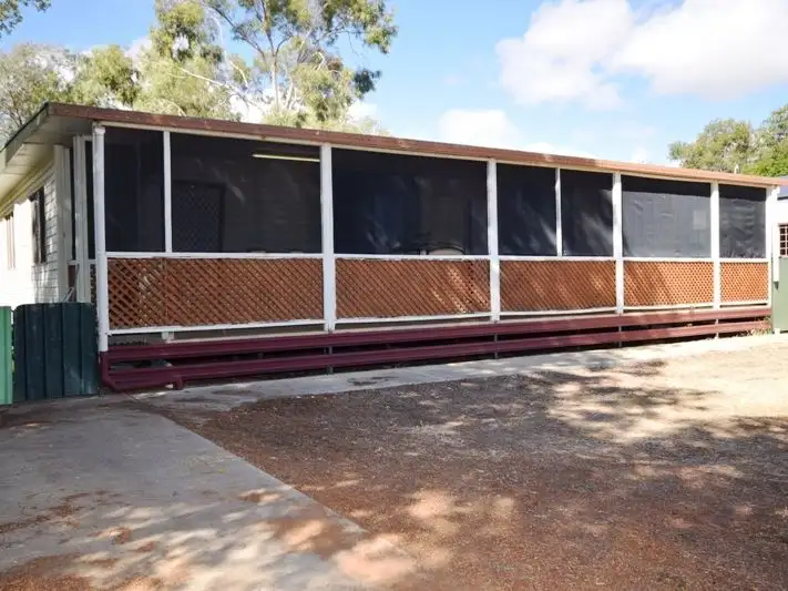 156 Cassowary Street, Longreach QLD 4730