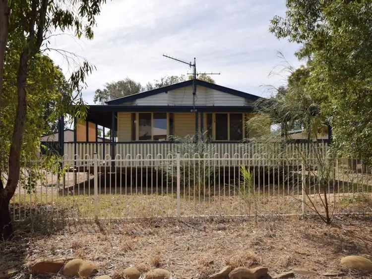 16 Teal Street, Longreach QLD 4730