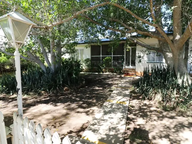 112 Falcon Street, Longreach QLD 4730