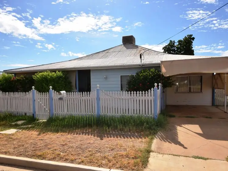 136 Galah Street, Longreach QLD 4730