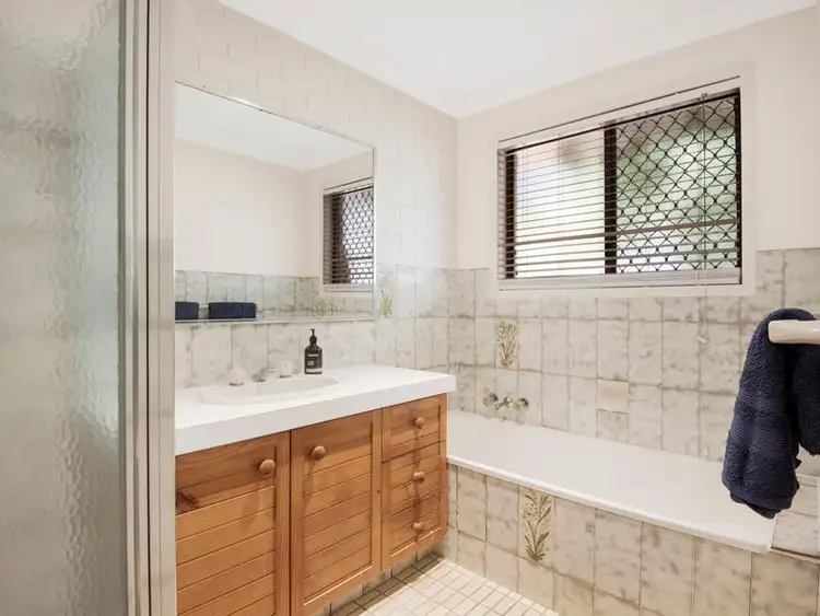Fifth view of Homely semi-detached listing, 2/194 Darlington Drive, Banora Point NSW 2486