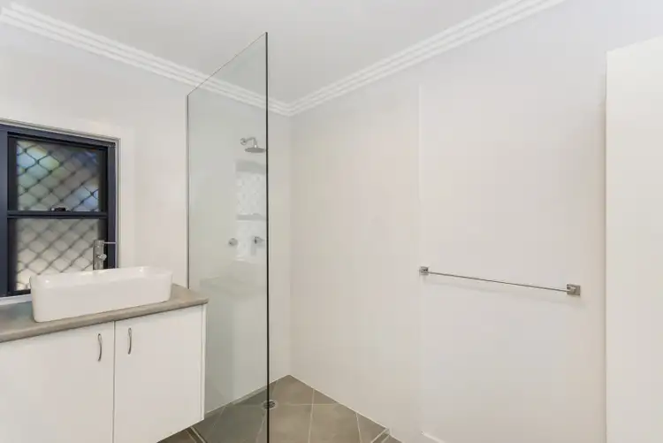 Third view of Homely block of units listing, 10 Westbourne Street, Hyde Park QLD 4812