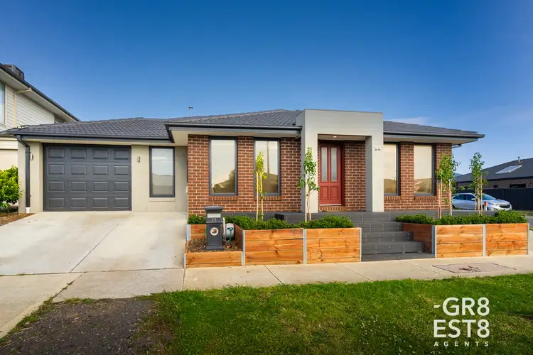 26 MAYFLOWER DRIVE, Cranbourne West VIC 3977