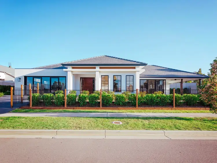15 Parnell Road