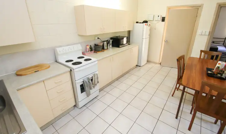 Main view of Homely block of units listing, 17 Victoria Highway, Katherine NT 850