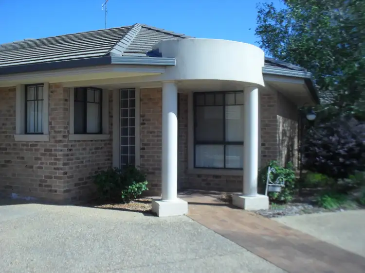 3/103 Acacia Avenue