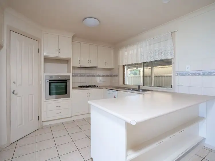 Fifth view of Homely house listing, 25 Kingfisher Drive, Wodonga VIC 3690