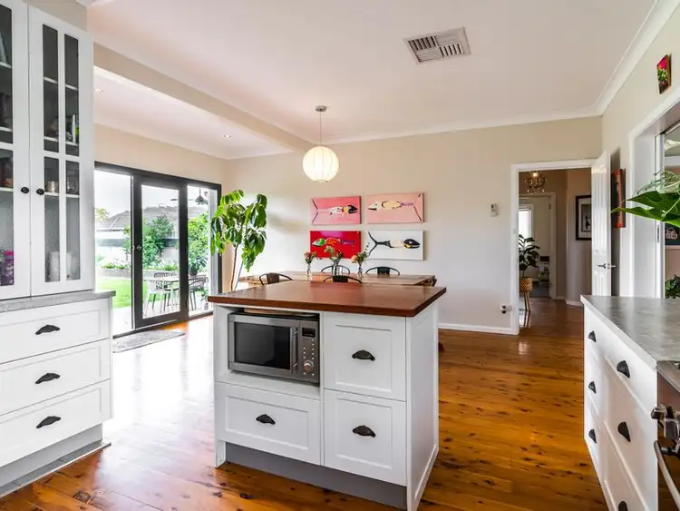 Sixth view of Homely house listing, 98 Mitchell Street, Wodonga VIC 3690