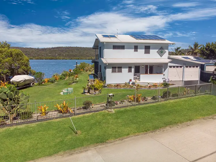 Sixth view of Homely house listing, 31-33 WAHINE DRIVE, Russell Island QLD 4184