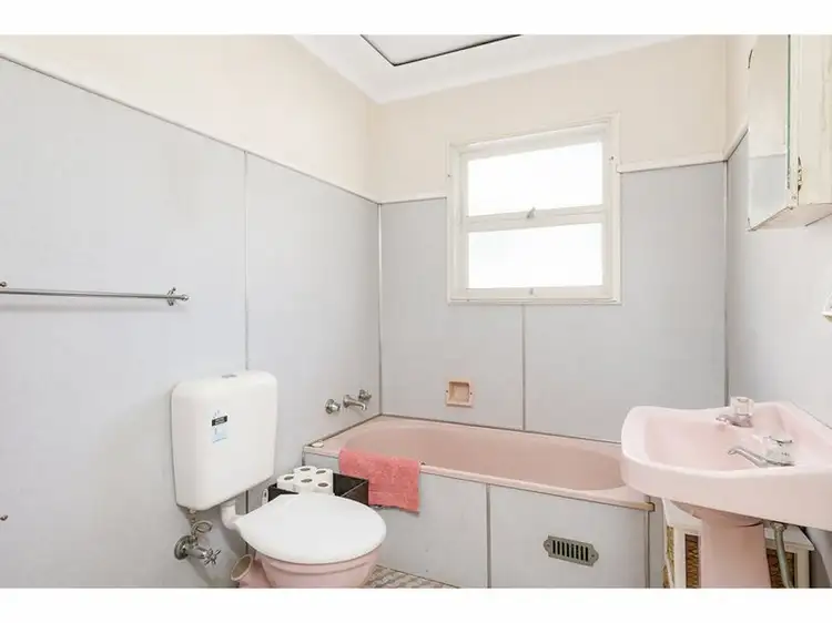 Third view of Homely house listing, 5 Eaglemont Crescent, Campbelltown NSW 2560