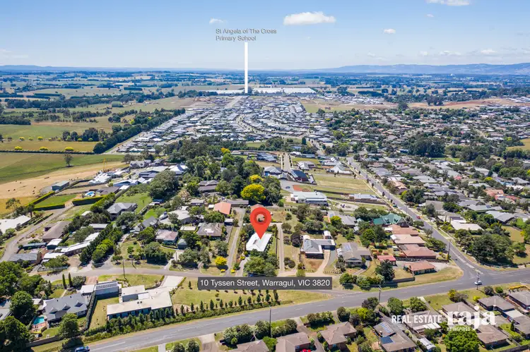 Fifth view of Homely house listing, 10 Tyssen Street, Warragul VIC 3820