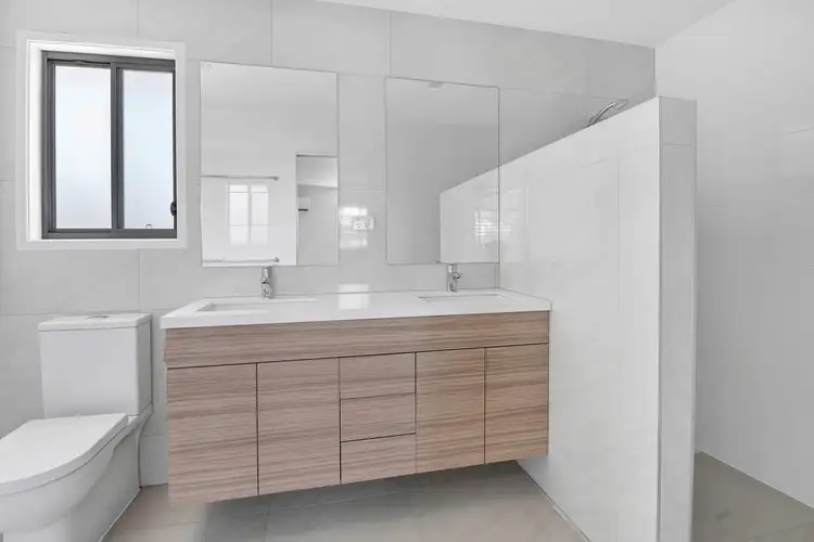 Sixth view of Homely townhouse listing, 2/7 Winani Drive, Ashmore QLD 4214